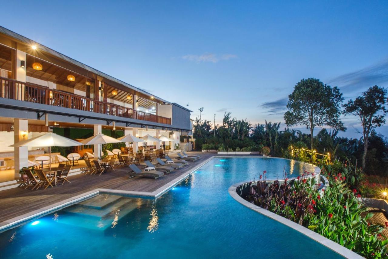 Giriwood Hotel & Villa มุนดุก ภายนอก รูปภาพ