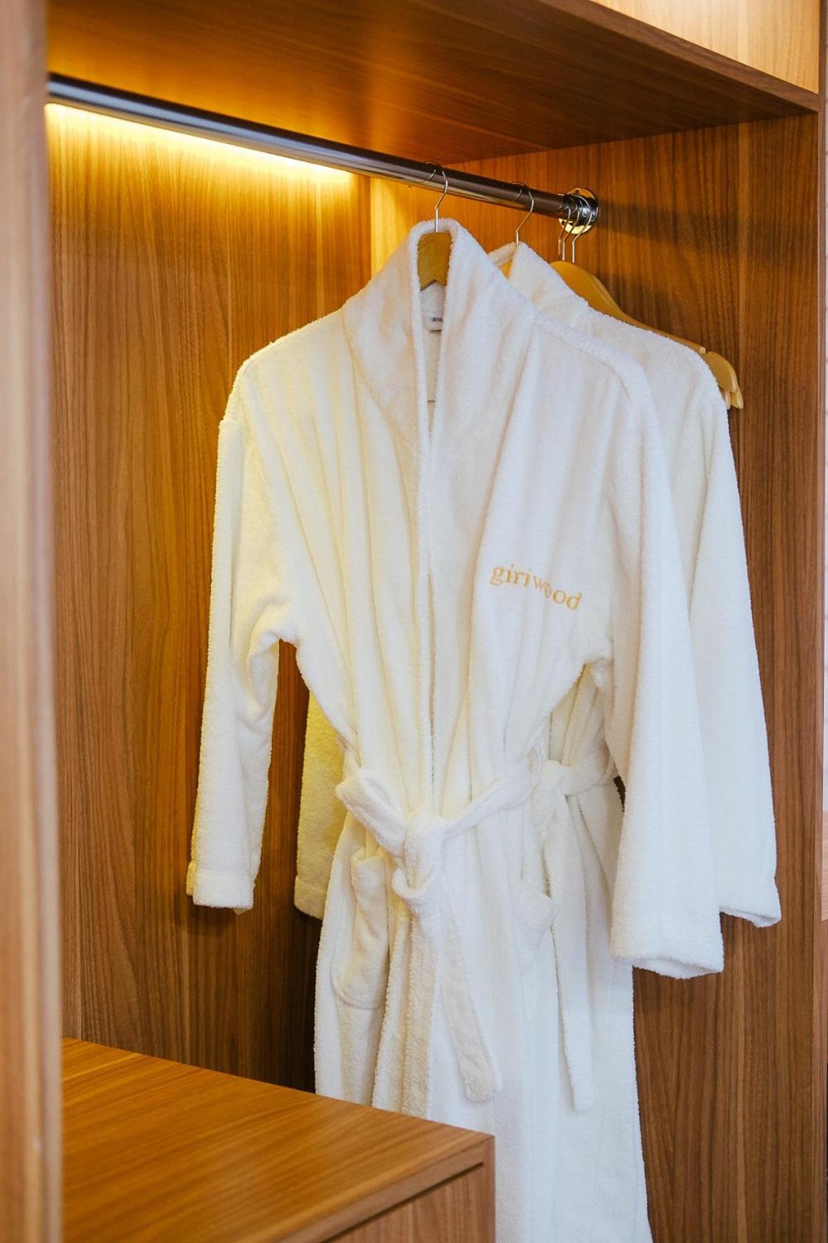 Giriwood Hotel & Villa มุนดุก ภายนอก รูปภาพ
