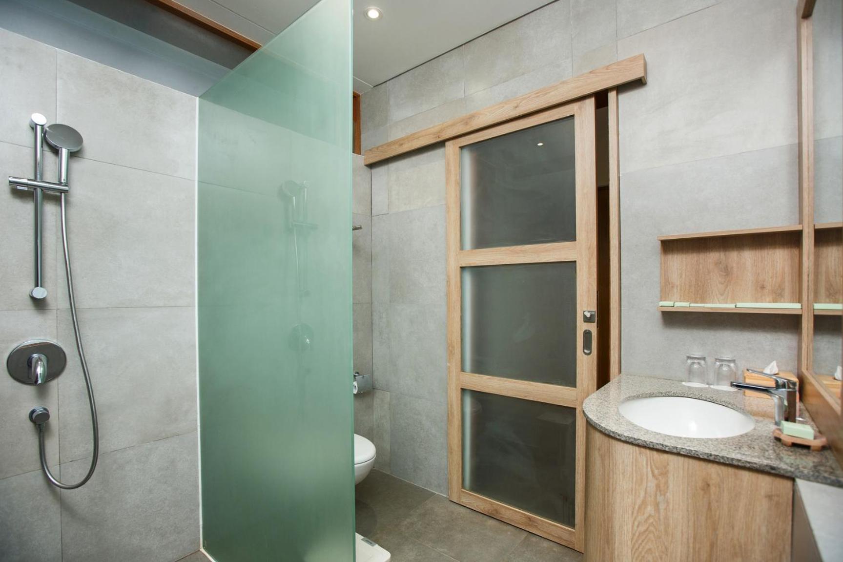 Giriwood Hotel & Villa มุนดุก ห้อง รูปภาพ